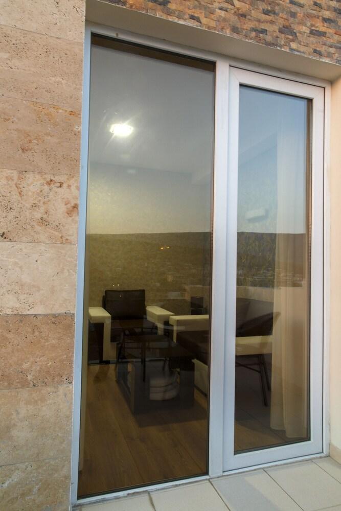 Hotel Gureli Tbilisi ภายนอก รูปภาพ
