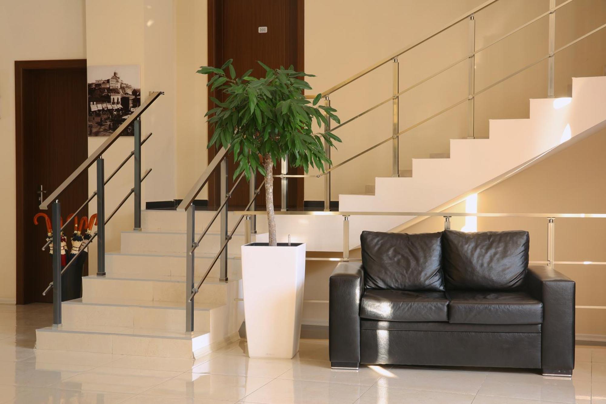 Hotel Gureli Tbilisi ภายนอก รูปภาพ