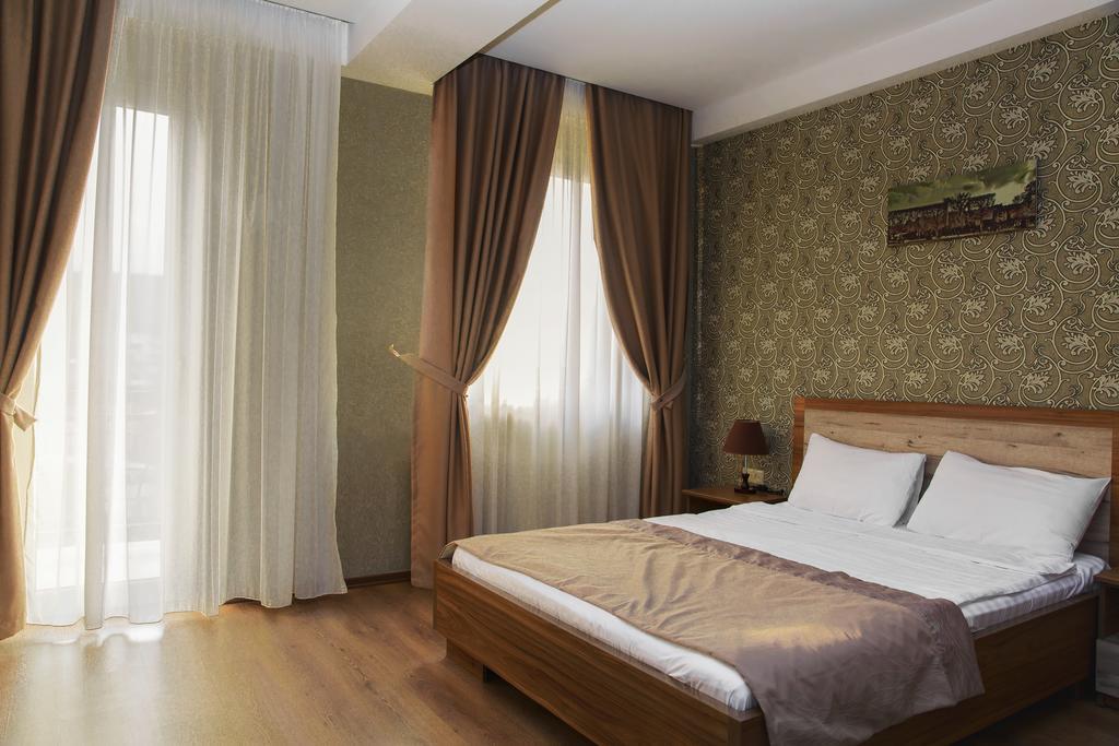 Hotel Gureli Tbilisi ภายนอก รูปภาพ